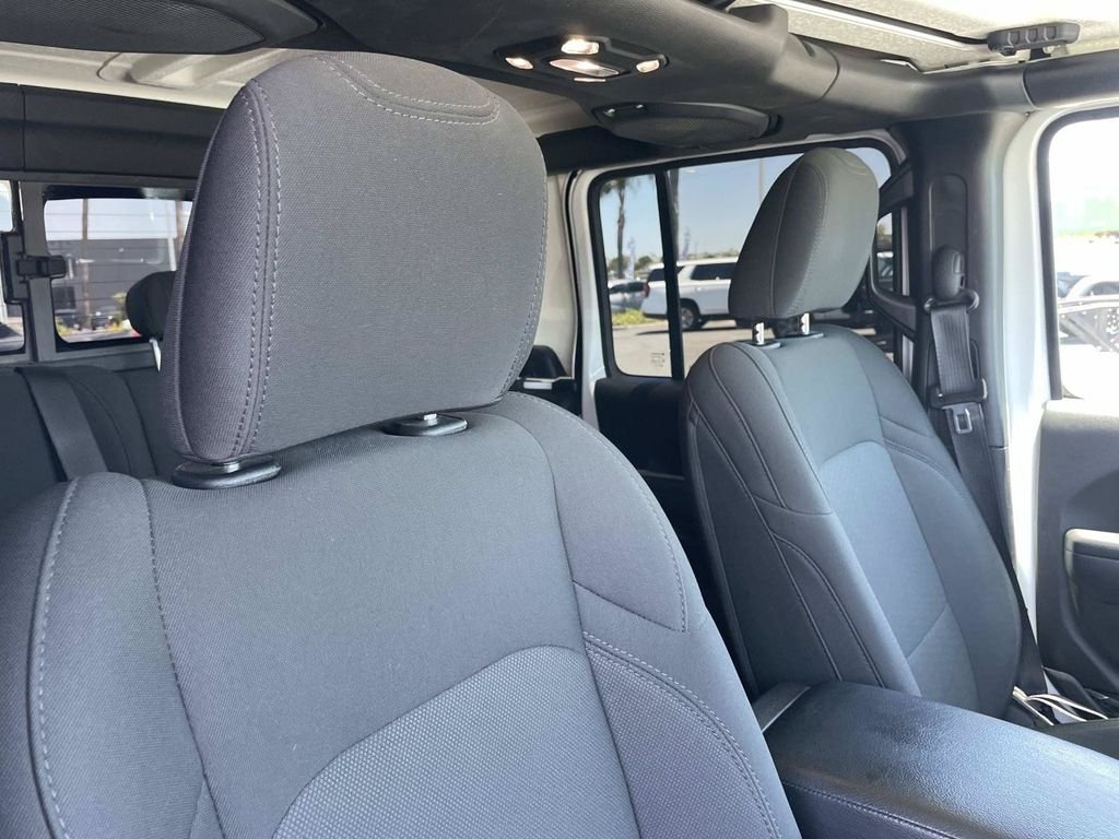 2022 Jeep Gladiator Sport S - Photo 29