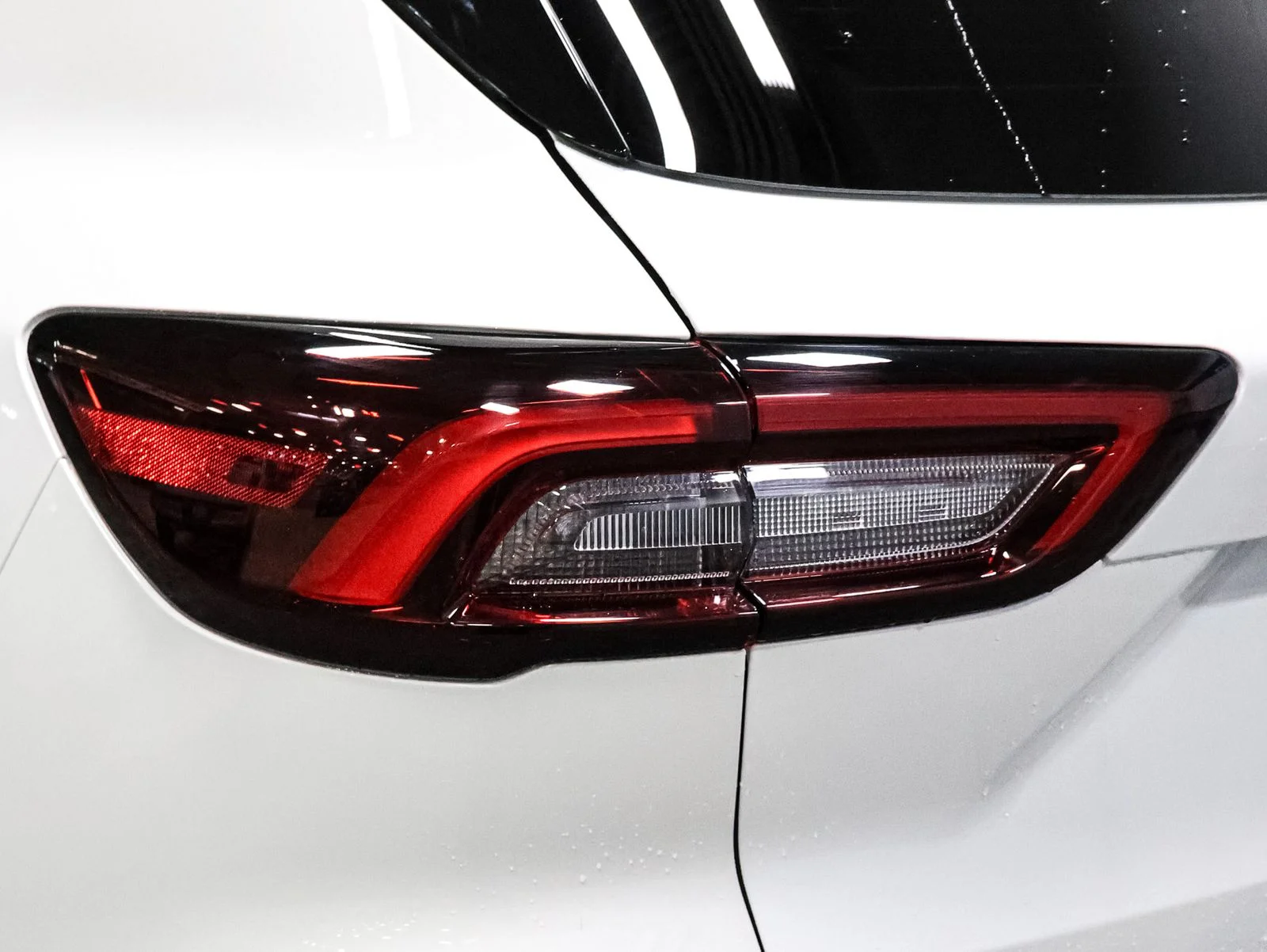 2026 Ford Escape ST-Line - Photo 15