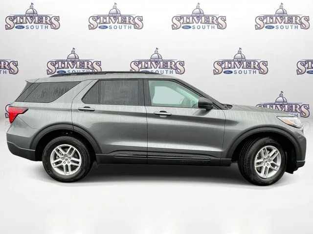 New 2026 Carbonized Gray Metallic Ford Active image 2