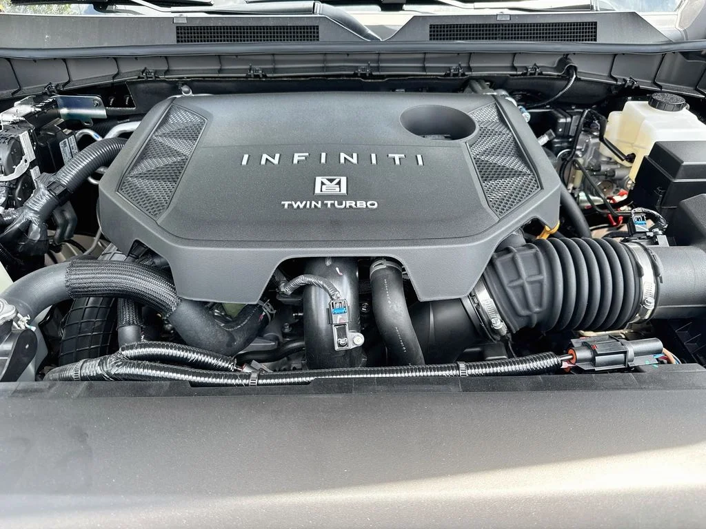 New 2027 BLACK OBSIDIAN INFINITI Luxe 2WD image 33