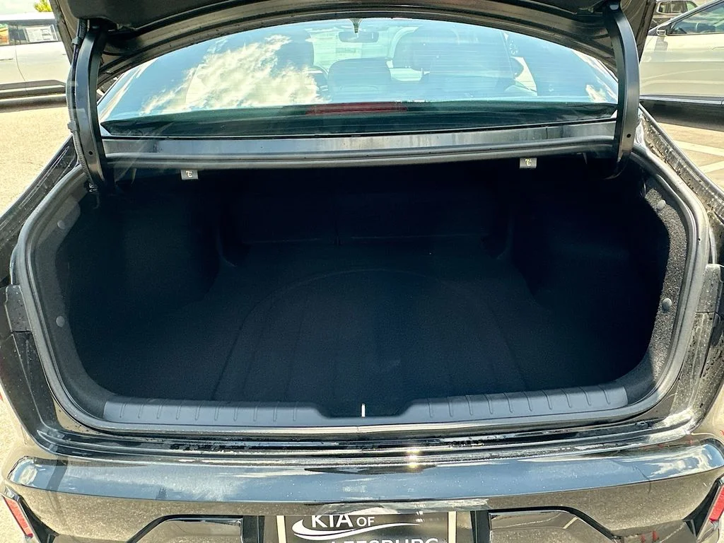 New 2026 Aurora Black Pearl Kia GT-Line image 25