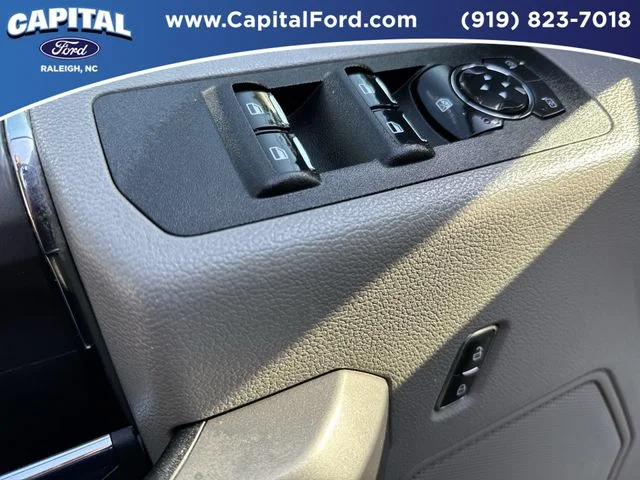Used 2020 Silver Ford XLT image 21