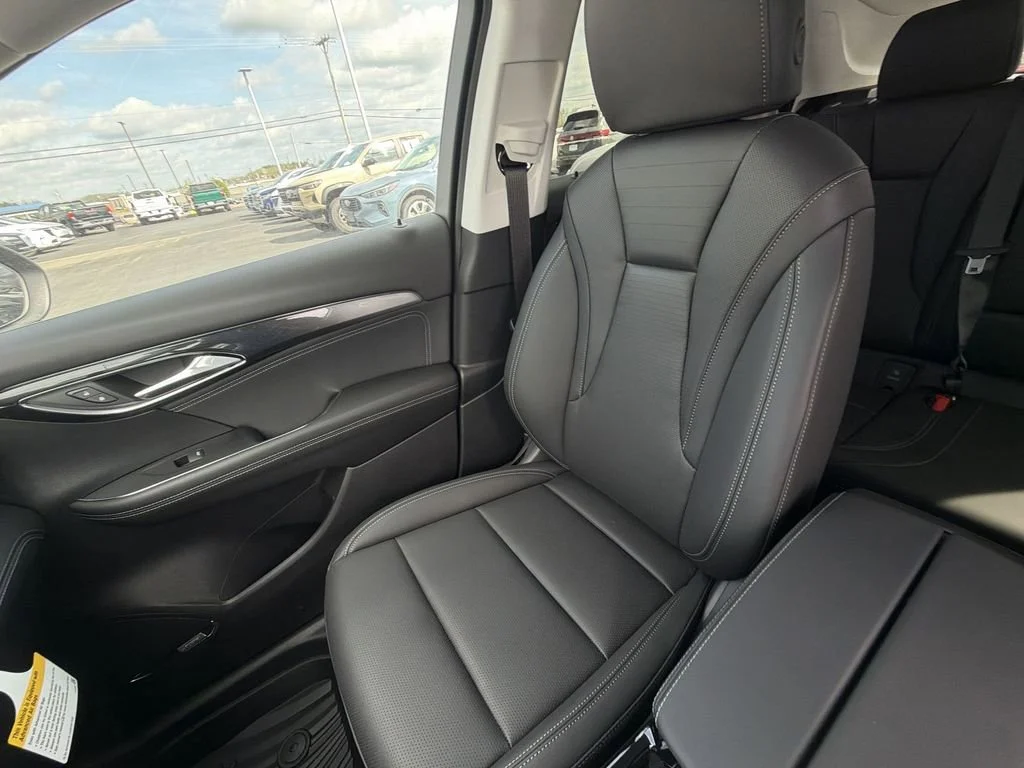 New 2026 Ebony Twilight Metallic Buick Preferred image 29