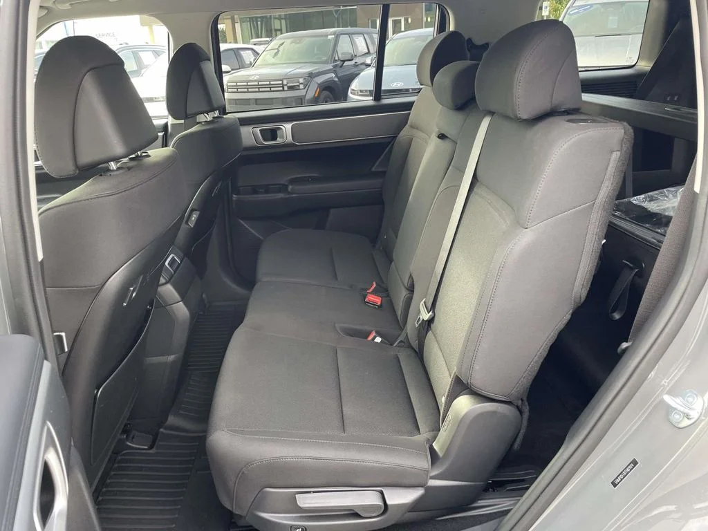 Used 2026 Hampton Gray Hyundai SE image 3