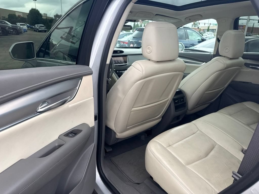 Used 2017 Radiant Silver Metallic Cadillac Luxury image 21