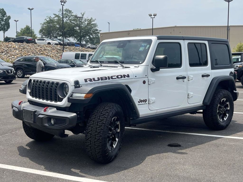 Used 2025 White Jeep Rubicon image 7