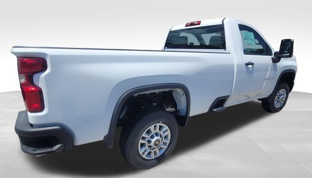 New 2025 Summit White Chevrolet WT image 15