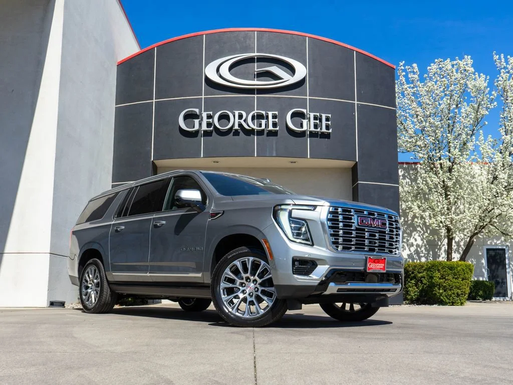 2026 GMC Yukon Denali AWD's photo
