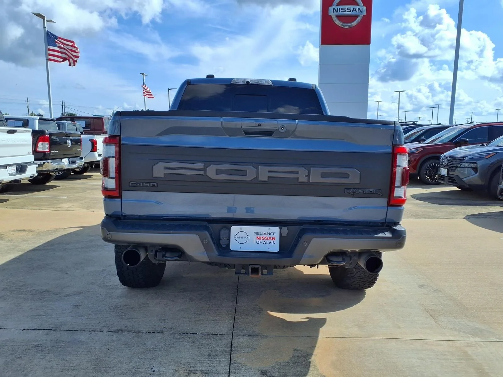 Used 2023 Gray Ford Raptor image 6