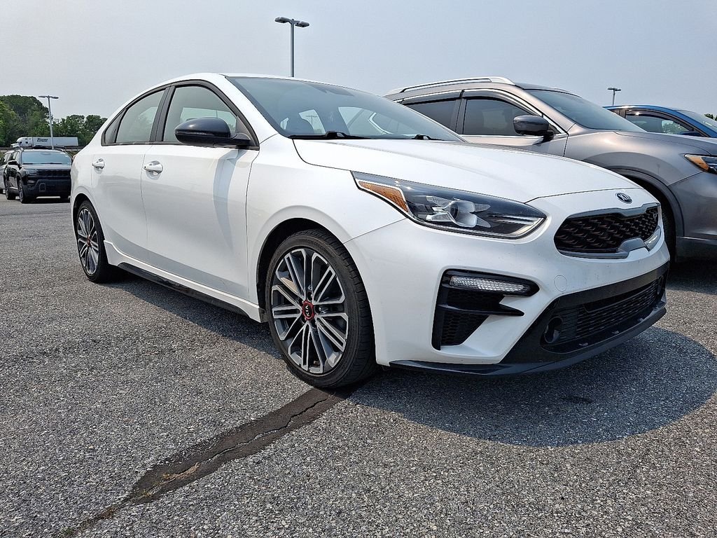 Used 2021 White Kia GT image 1