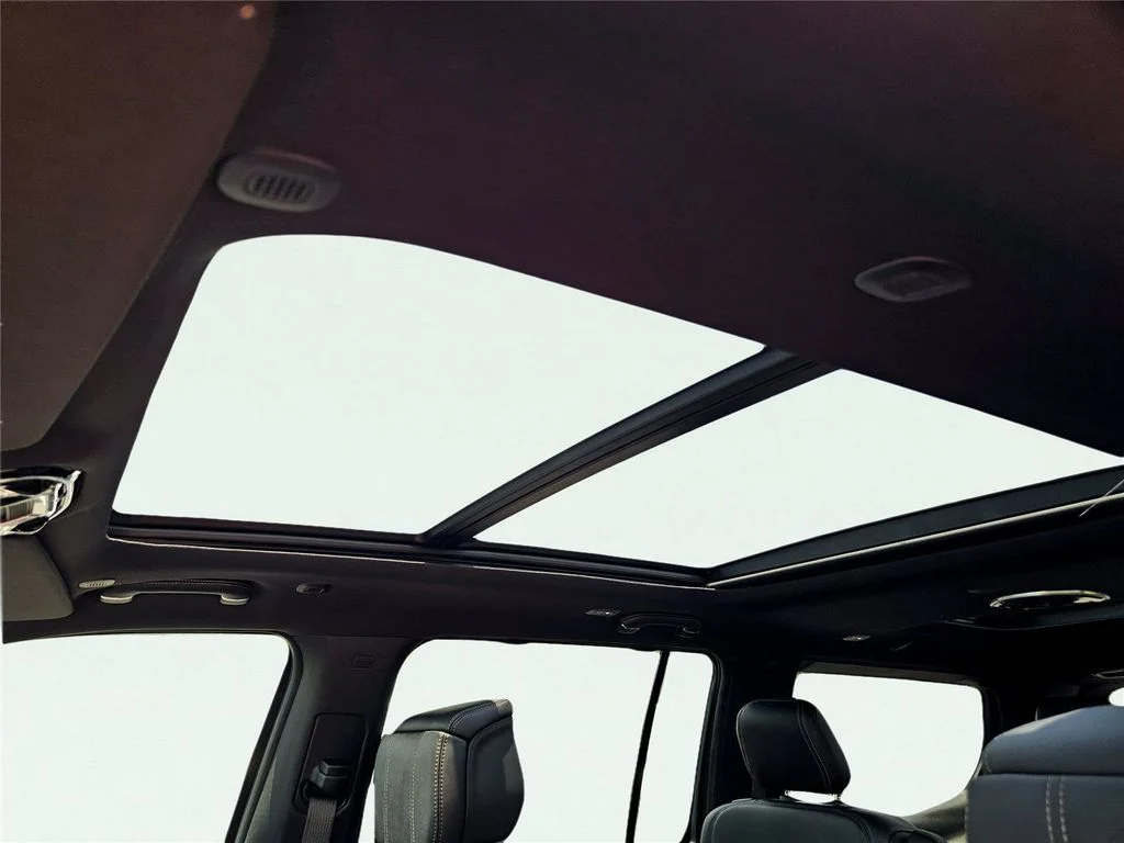 2026 Jeep Grand Wagoneer Summit Obsidian - Photo 19
