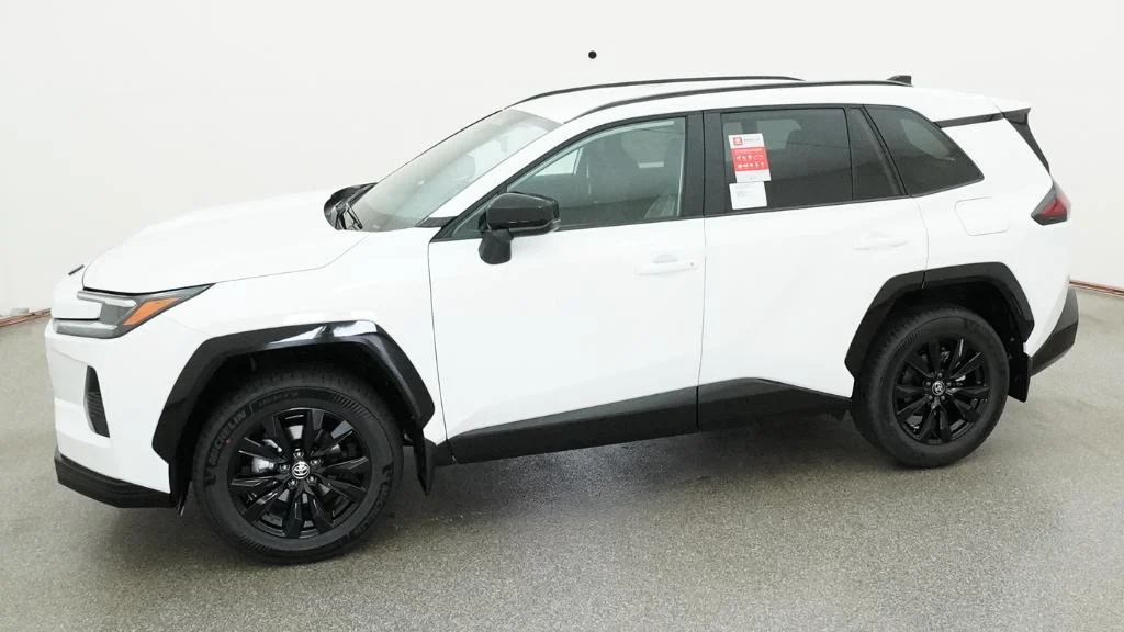 New 2026 Ice Cap Toyota SE image 6