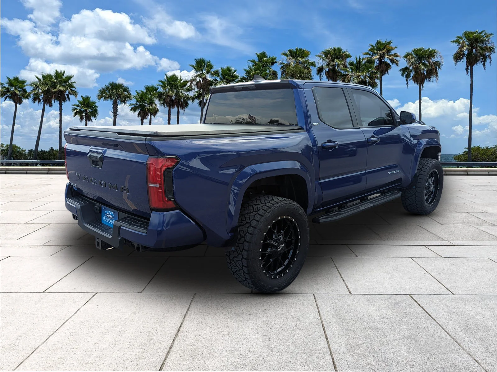 Used 2025 Blue Crush Metallic Toyota SR5 image 8