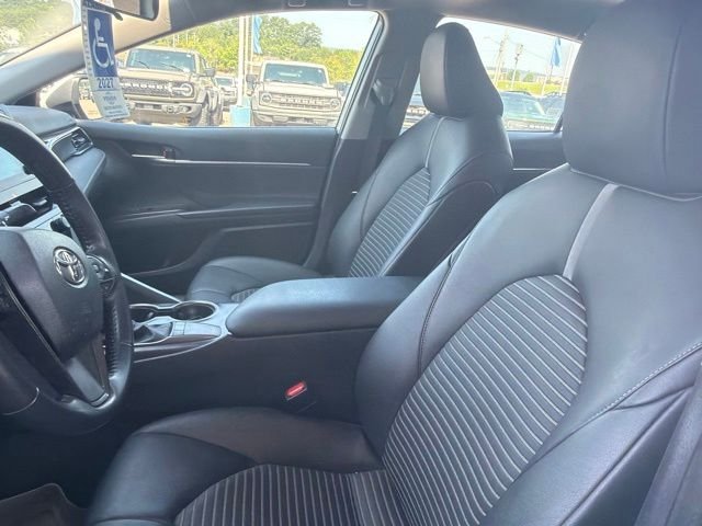 Used 2023 White Toyota SE image 10