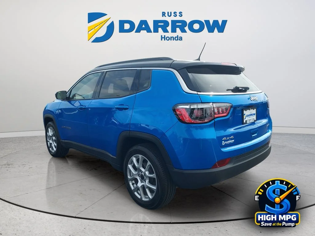 Used 2025 Blue Jeep Limited image 3