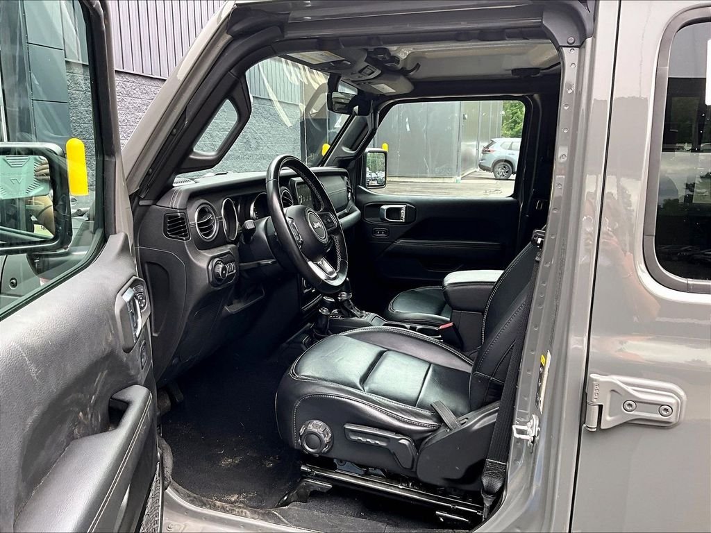 Used 2022 Gray Jeep Unlimited Sahara image 7