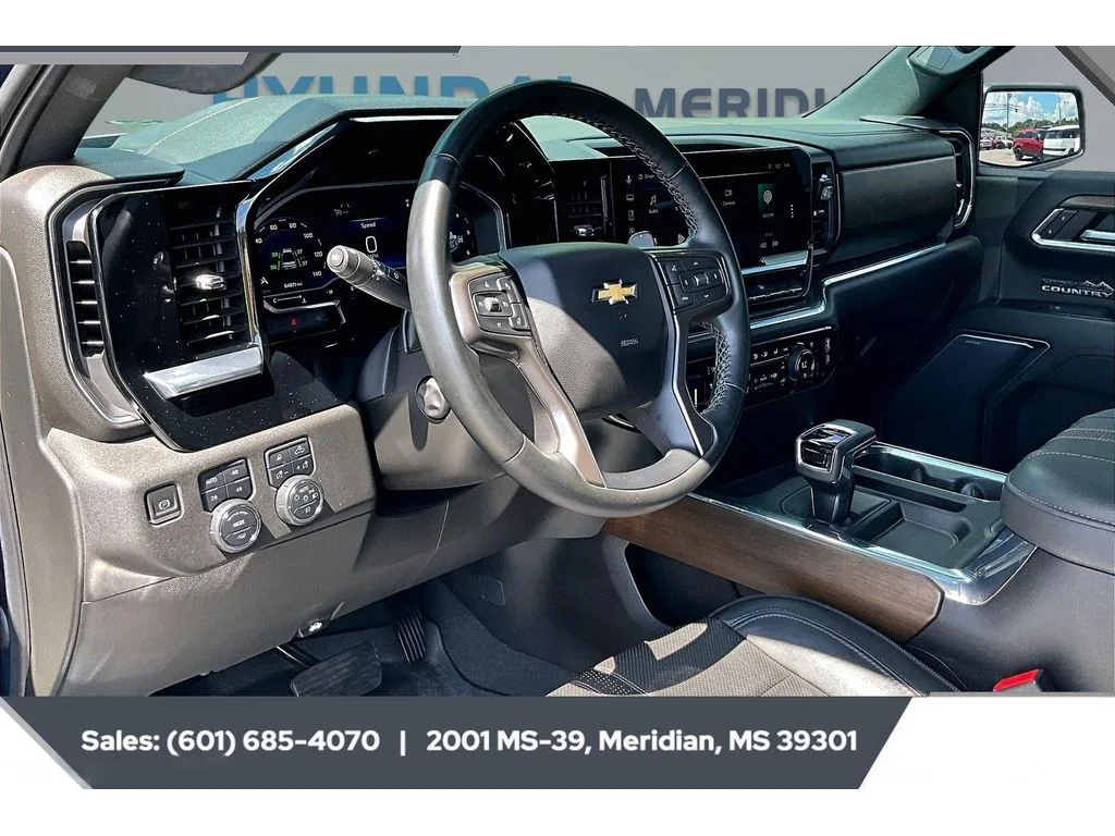 Used 2023 Northsky Blue Metallic Chevrolet High Country image 12