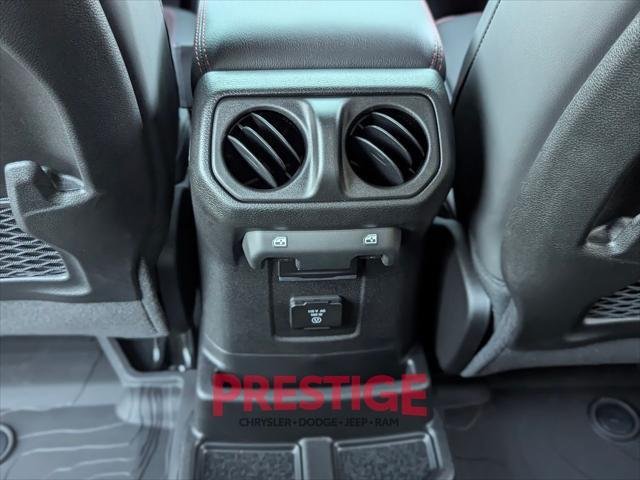 New 2026 Tuscadero Pearlcoat Jeep Rubicon image 24