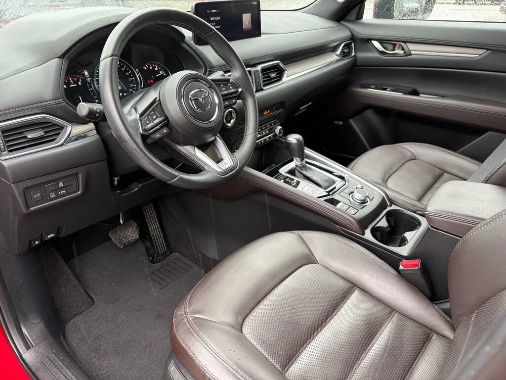 Used 2023 Soul Red Crystal Metallic Mazda Signature AWD at Top of the Line Signature Model! image 17