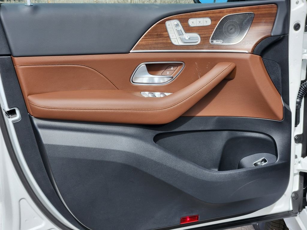 New 2026 Polar White Mercedes-Benz GLE350 4MATIC® image 11