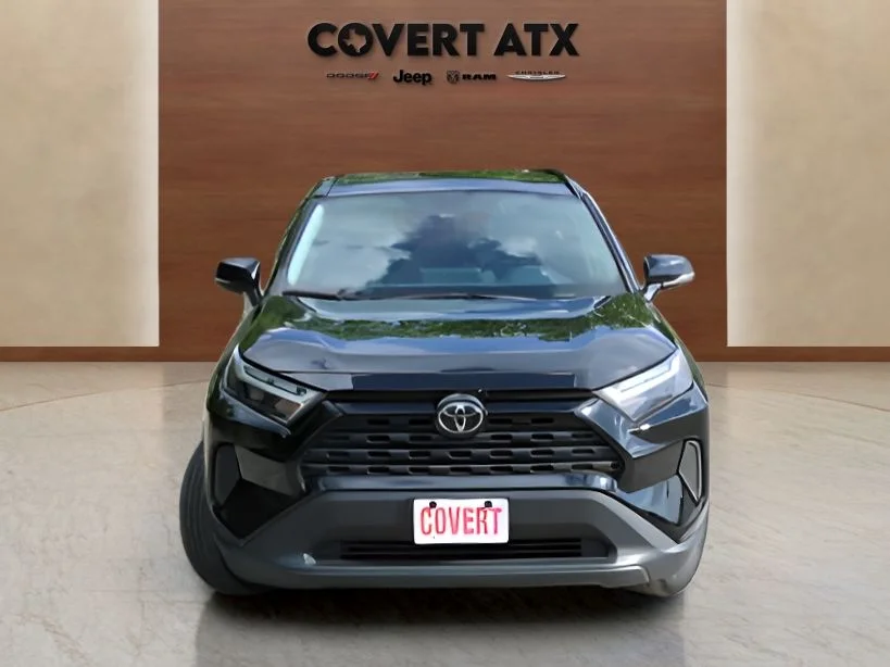 Used 2025 Black Toyota XLE image 8