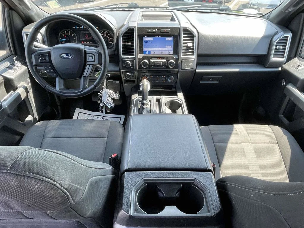 Used 2016 Black Ford XLT image 11