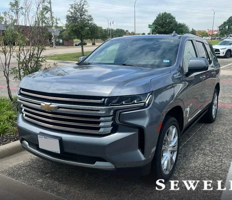 2022 Chevrolet Tahoe 4WD High Country's photo