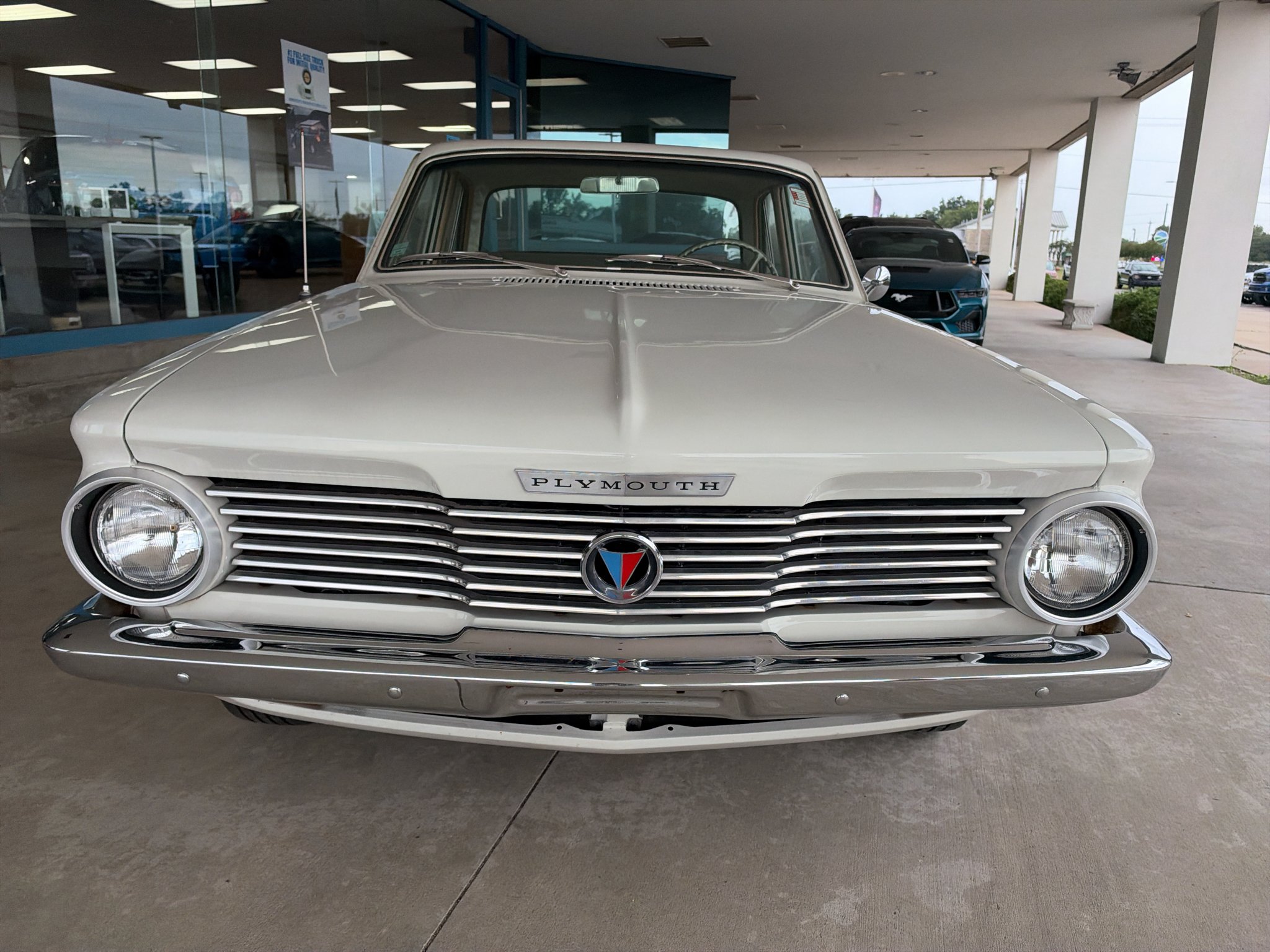 Used 1964 WHITE PLYMOUTH  image 17