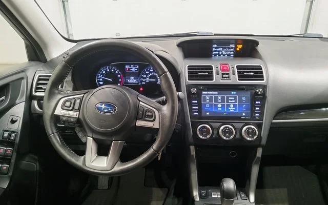 Used 2018 Black Subaru 2.5i Limited image 22