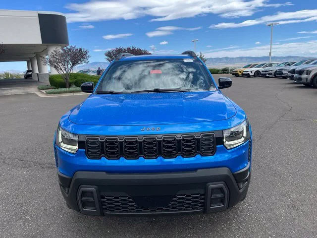Used 2026 Hydro Blue Pearlcoat Jeep Laredo image 3