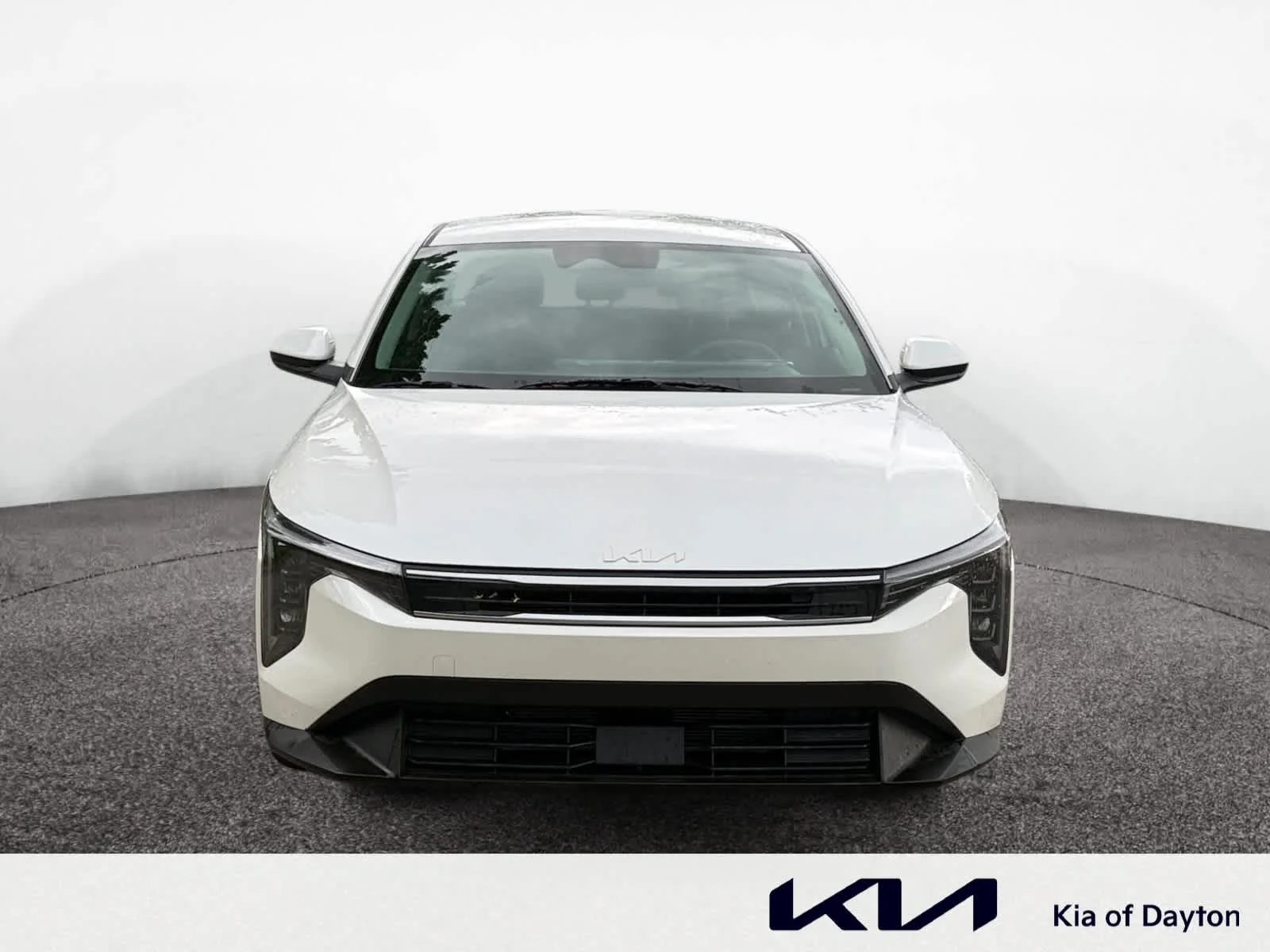 New 2026 Snow White Pearl Kia LXS image 2
