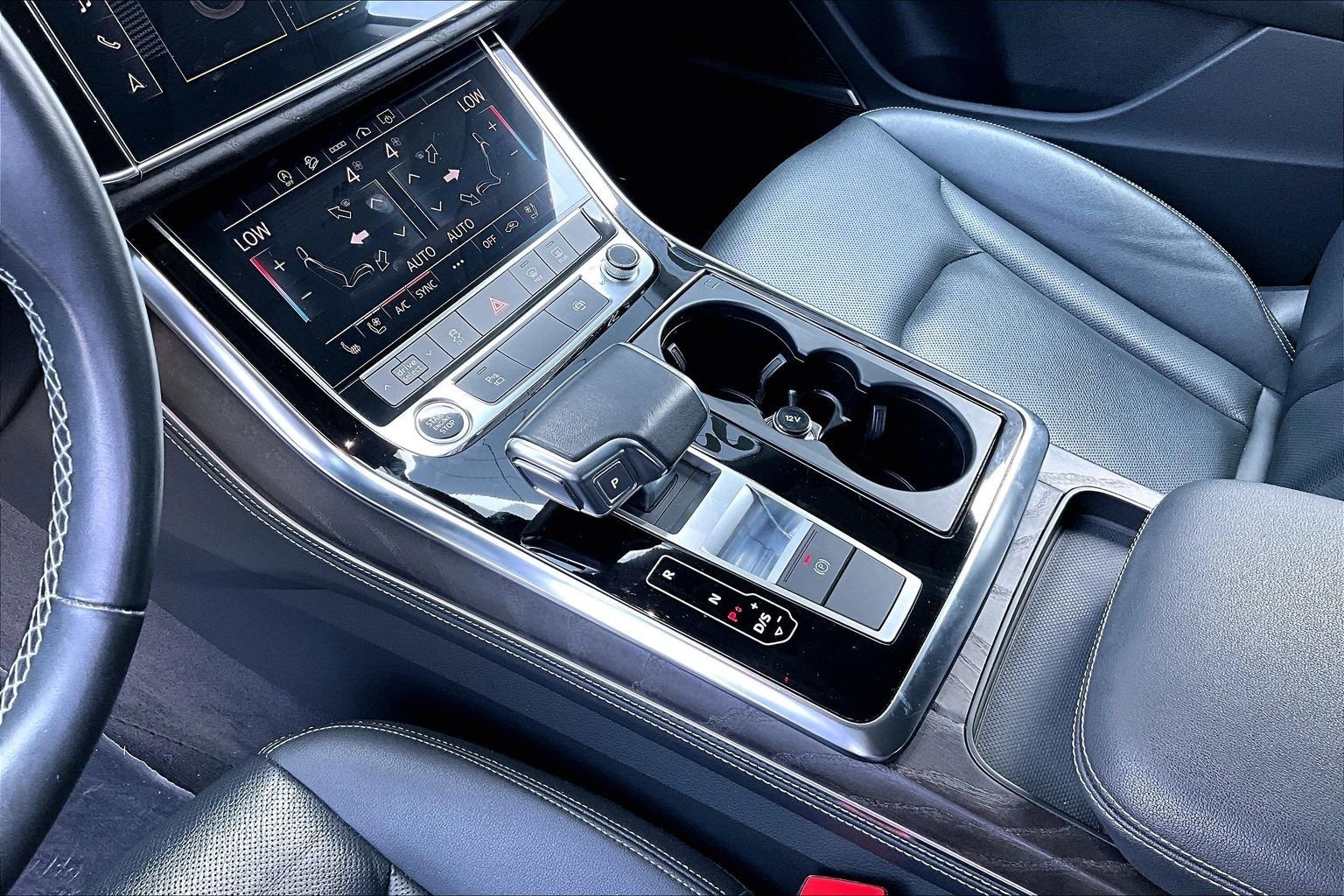 2023 Audi Q8 Premium Plus - Photo 17
