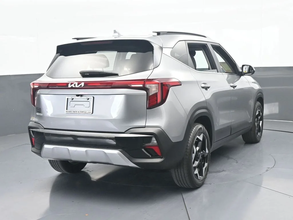 Used 2025 Steel Gray Kia EX image 5