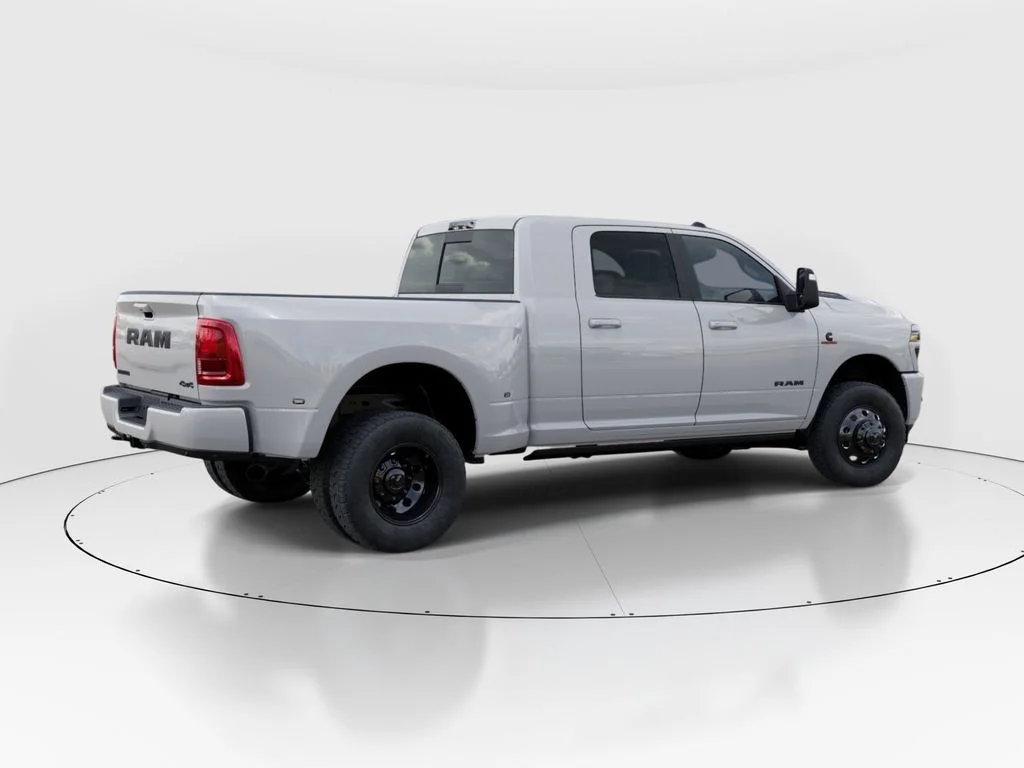 New 2026 Bright White Clear-Coat Exterior Paint RAM Laramie image 4