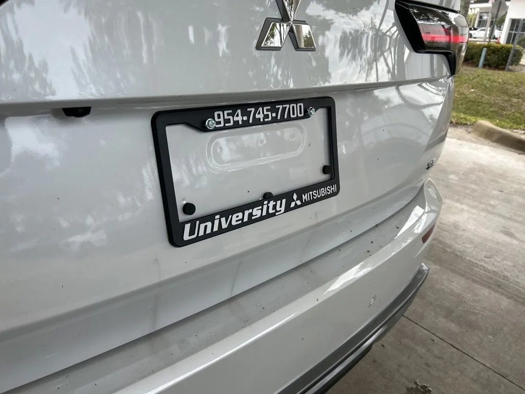 New 2026 White Mitsubishi SE 1.5T 2WD image 17