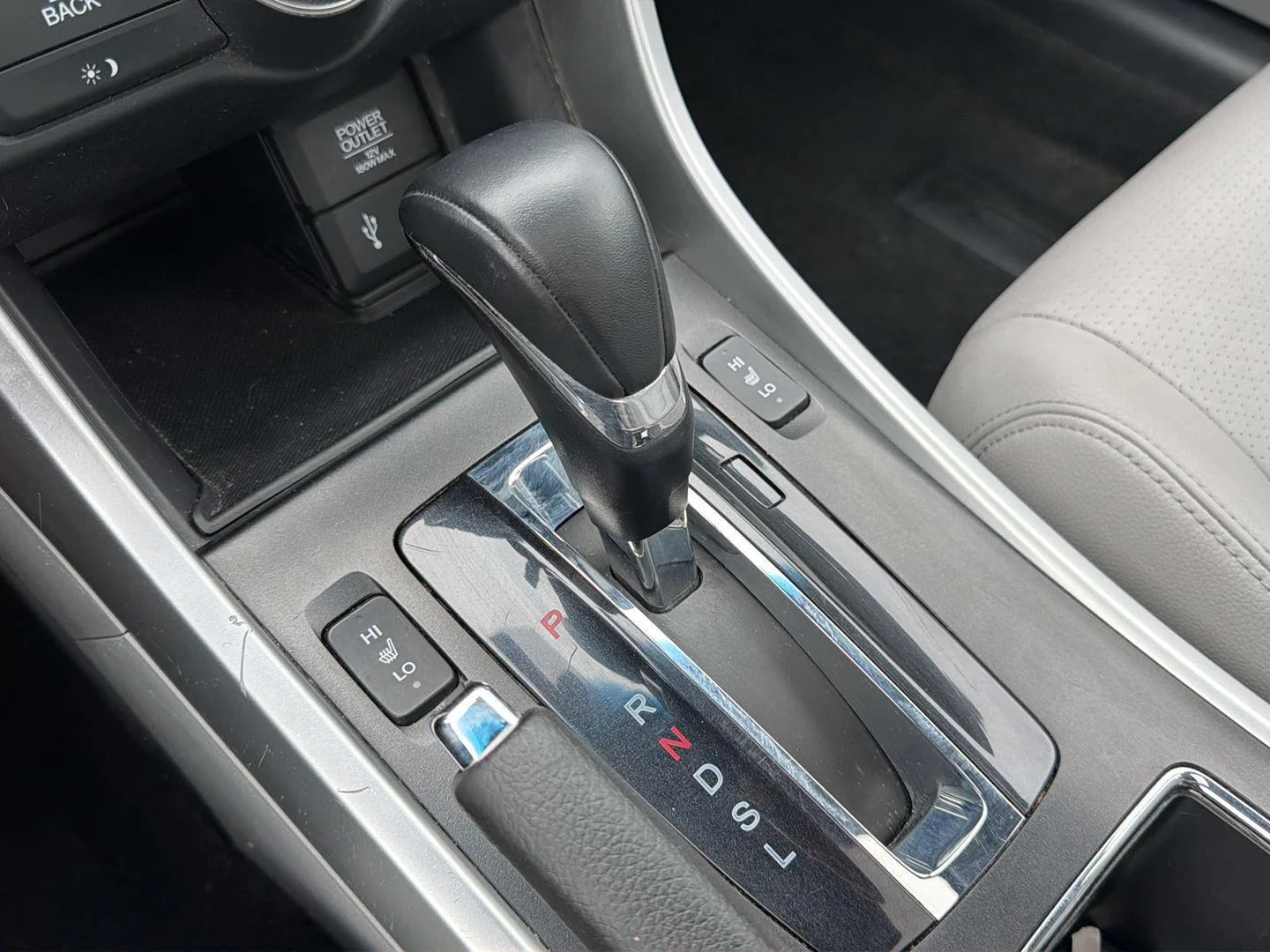 Used 2014 Obsidian Blue Pearl Honda EX-L image 17