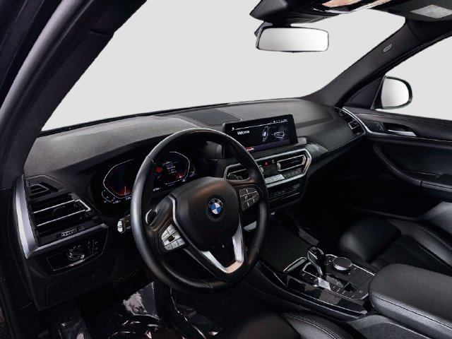 Used 2024 Black Sapphire Metallic BMW sDrive30i image 19