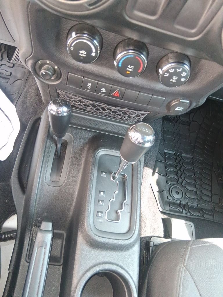 Used 2016 White Jeep Sport image 13