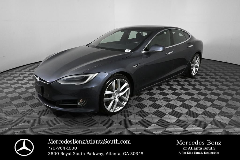 2021 Tesla Model S Long Range Plus's photo