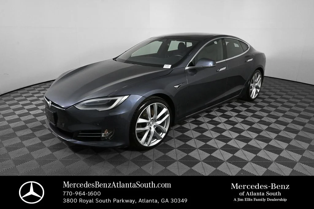 2021 Tesla Model S Long Range Plus's photo