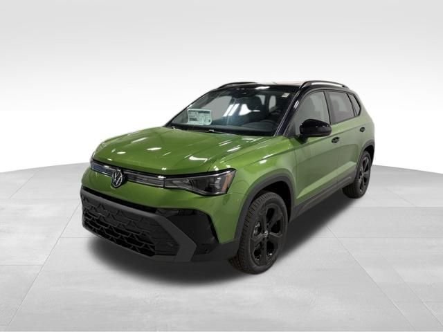 New 2026 Green Volkswagen 1.5T SE Black image 2