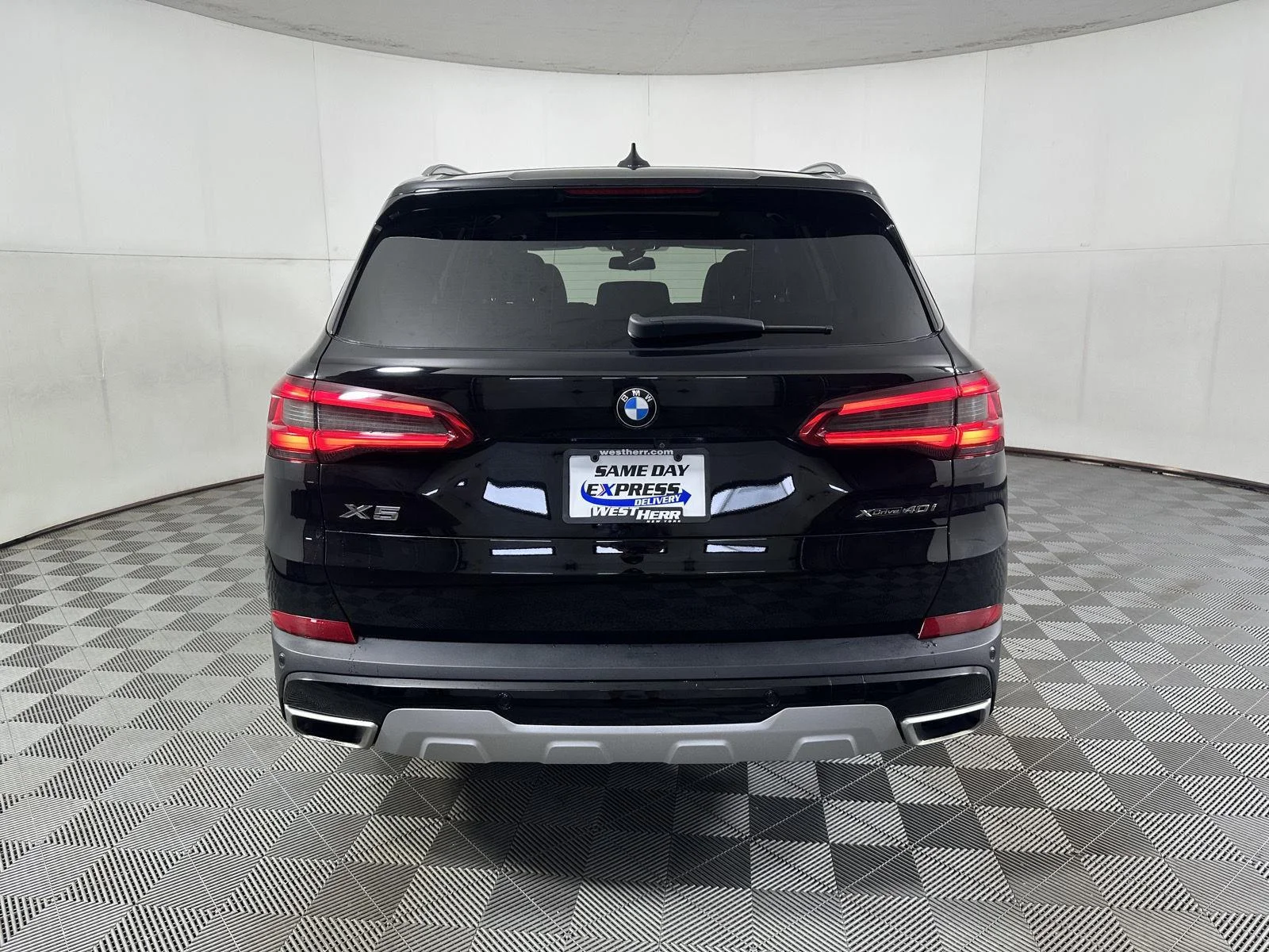 Used 2020 Jet Black BMW xDrive40i image 14