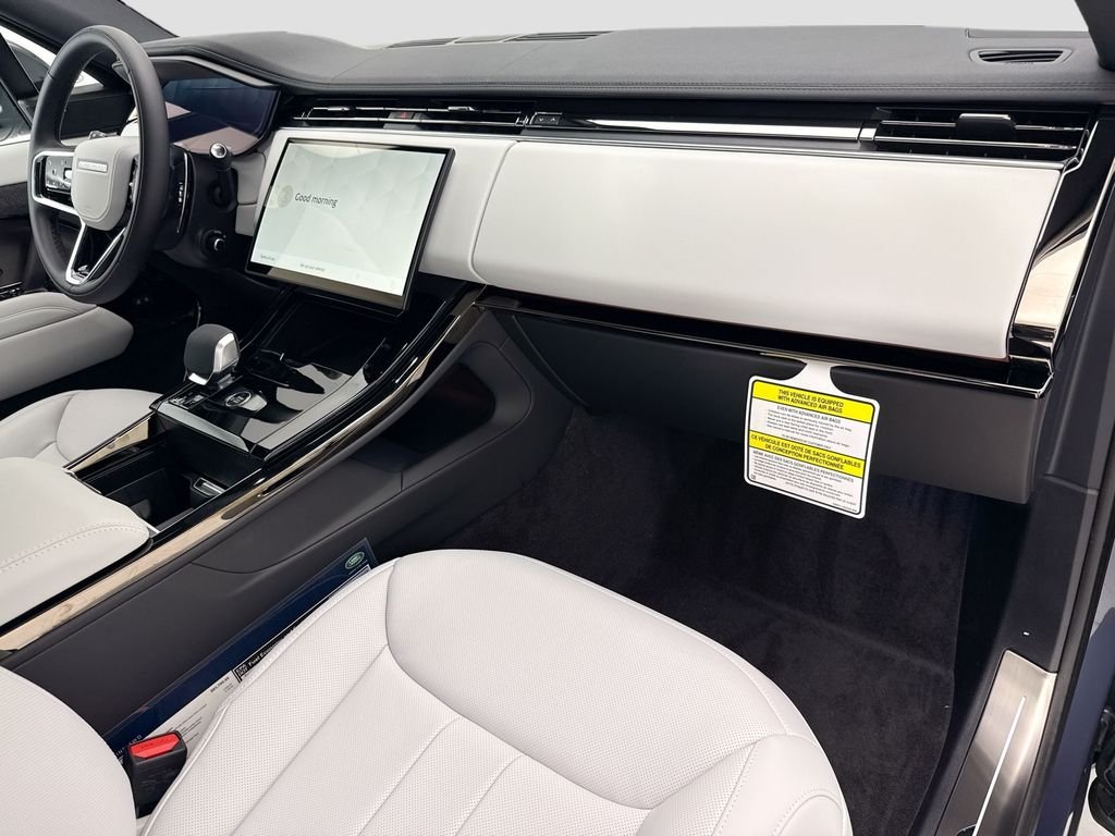 New 2026 Varesine Blue Land Rover SE image 15