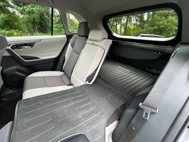Certified Used 2025 MAGNETIC GRAY MET. Toyota  image 28