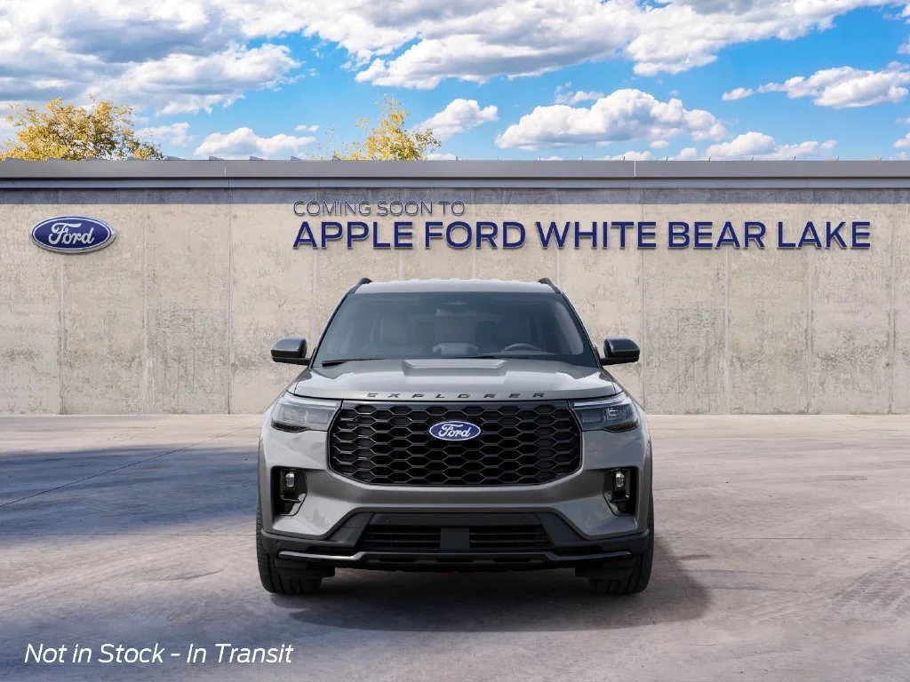 New 2027 Gray Ford ST-Line image 3