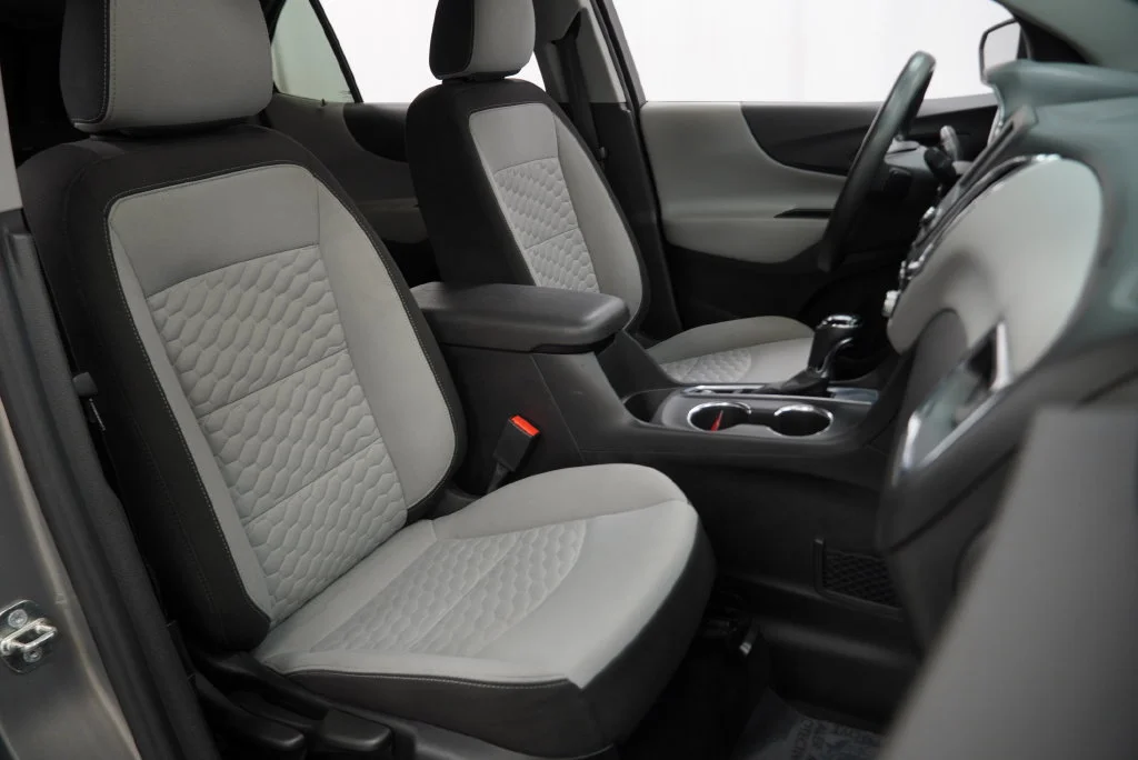 Used 2018 PEPPERDUST METALLIC Chevrolet LT image 37