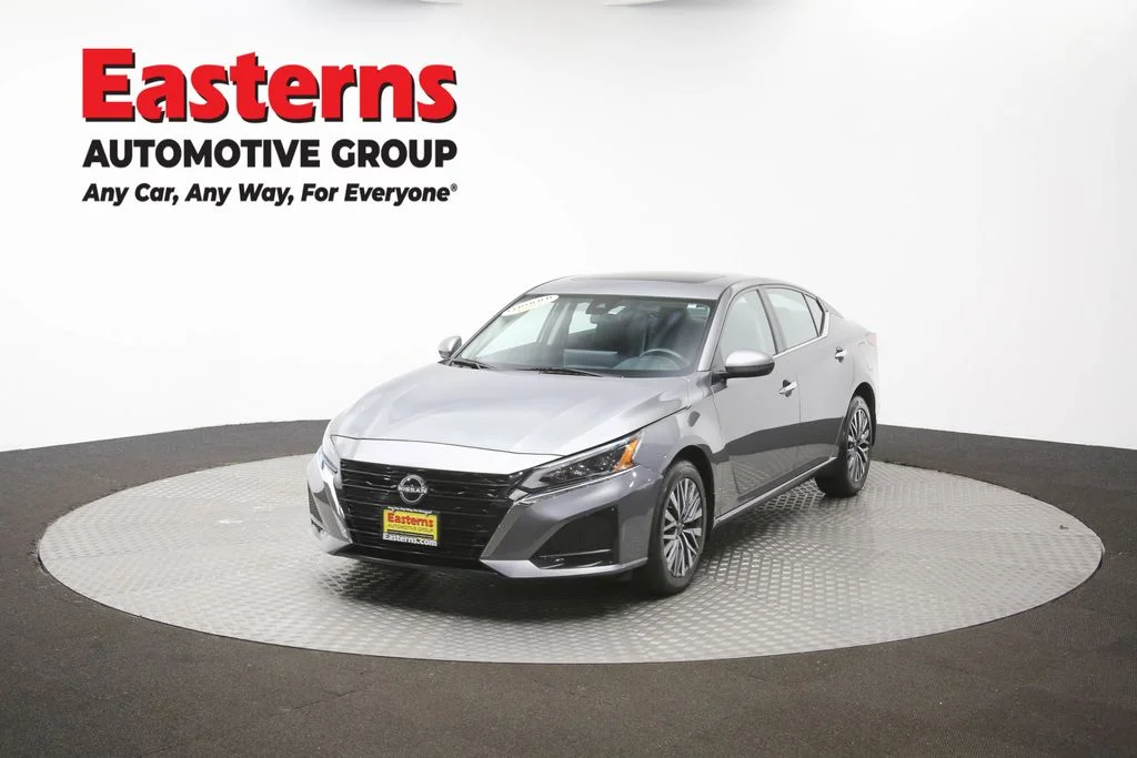 Used 2024 Gray Nissan 2.5 SV image 51