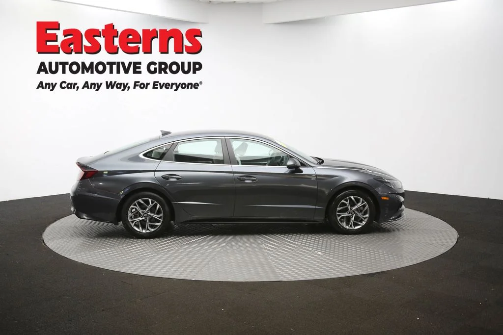 Used 2023 Gray Hyundai SEL image 42