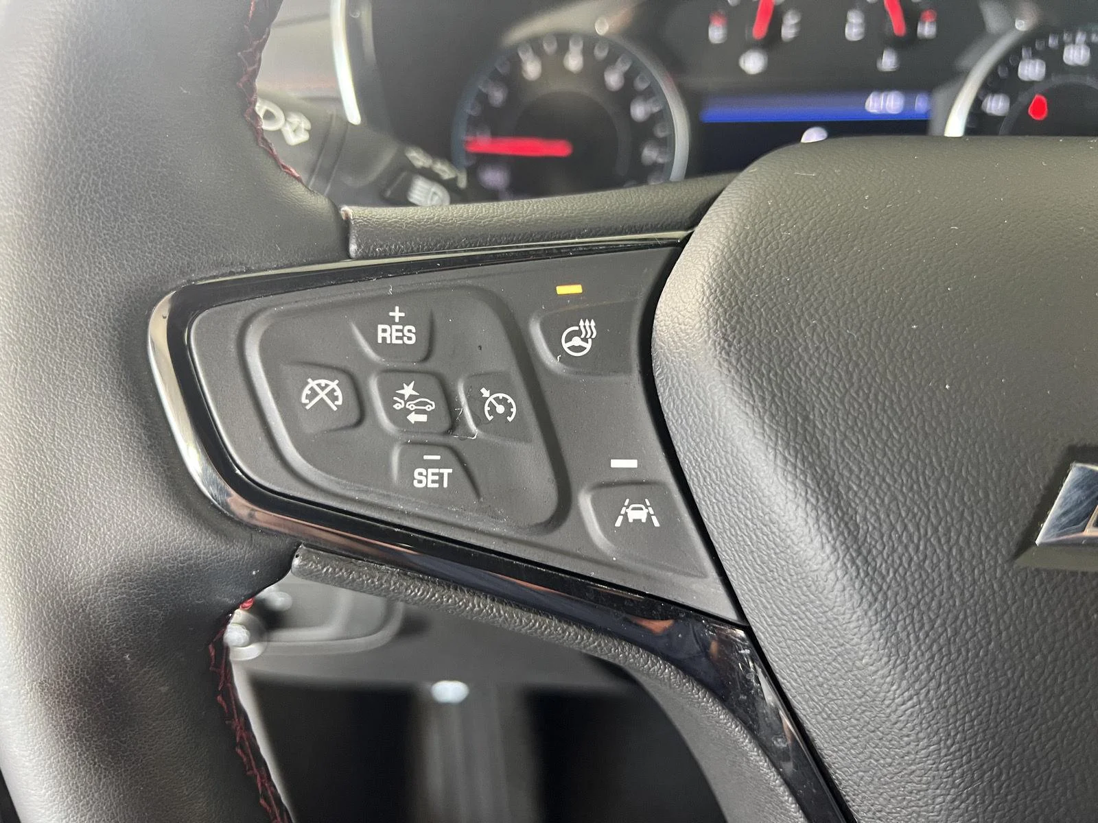 Used 2024 Mosaic Black Metallic Chevrolet RS image 15