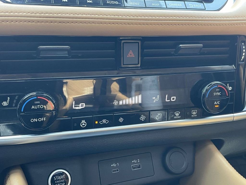 Used 2023 Red Nissan Platinum image 19